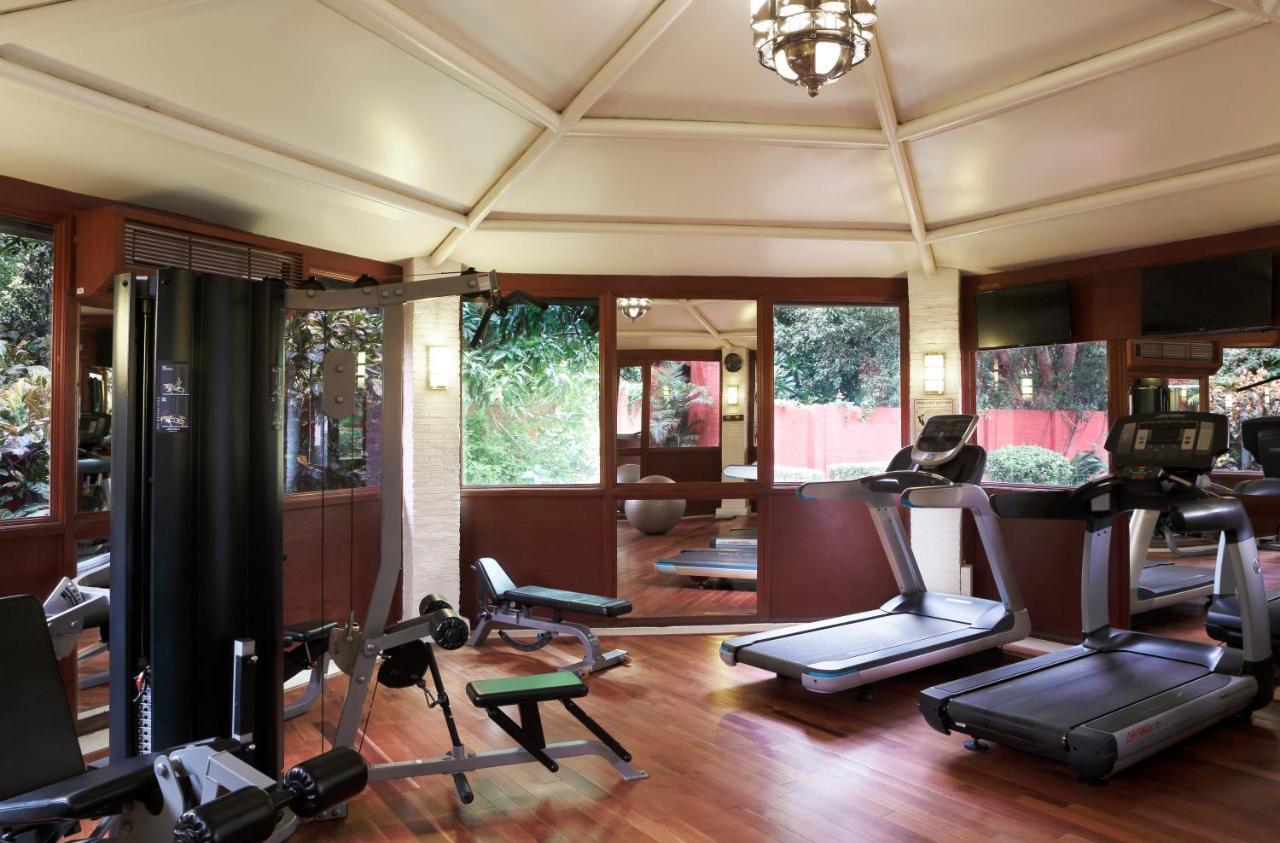 Taj Ganges Varanasi Eksteriør bilde The gym at the Taj Bengal